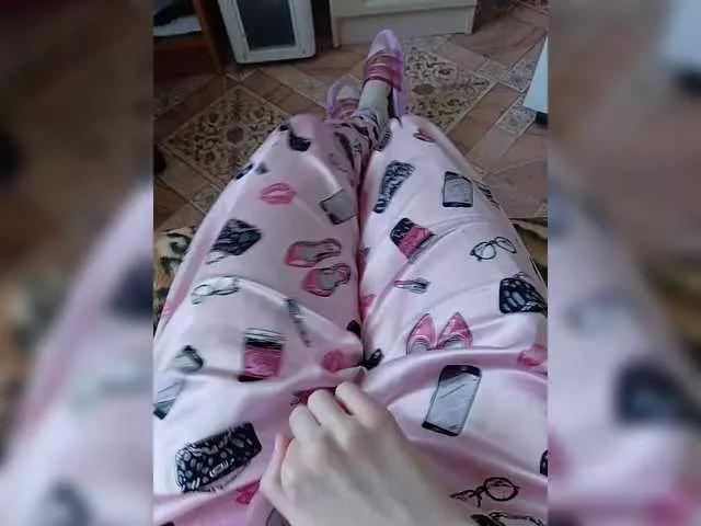 ZaraSss on BongaCams 