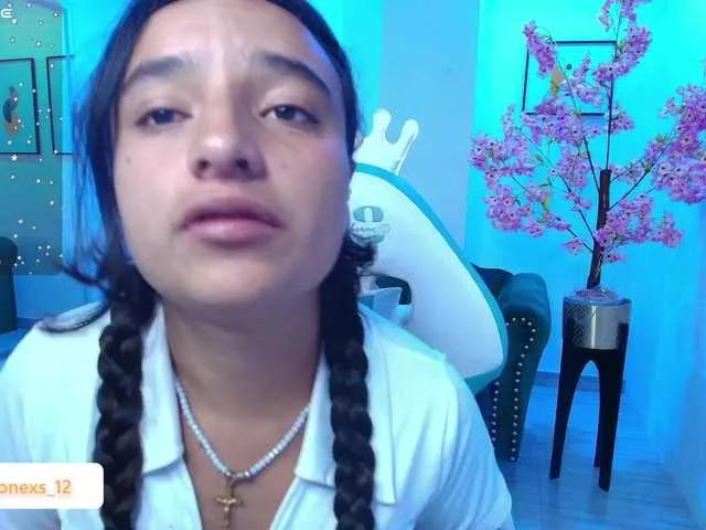 zoe-jonexs on BongaCams