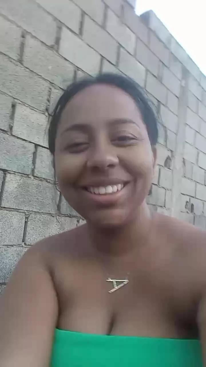agatha6_hot on Cam4 