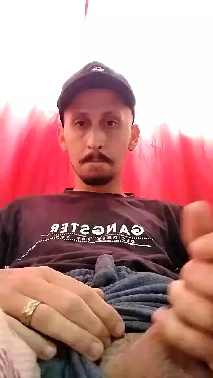 Alemaoroludo2 on Cam4 