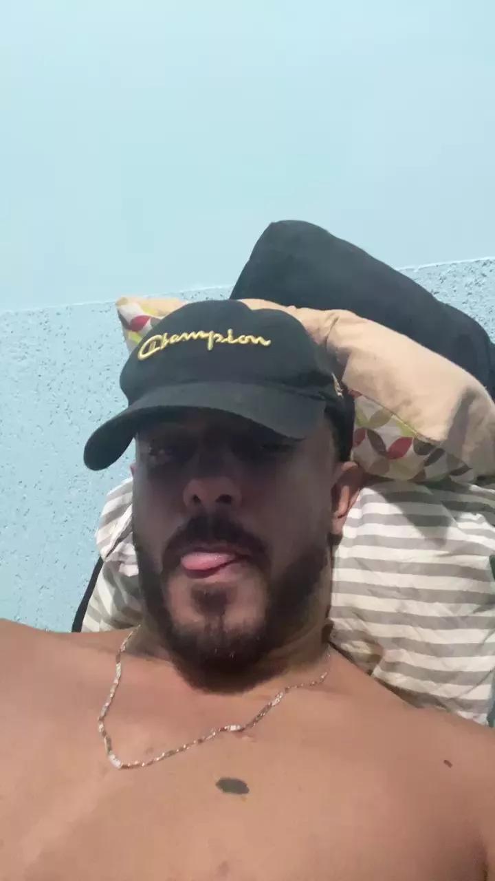 Allanzitto31 on Cam4 