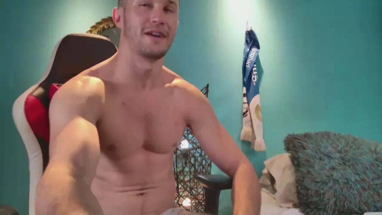 Axelfairchaild on Cam4 
