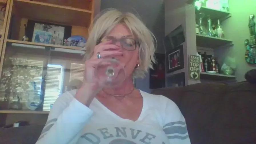 chickinrock on Cam4 