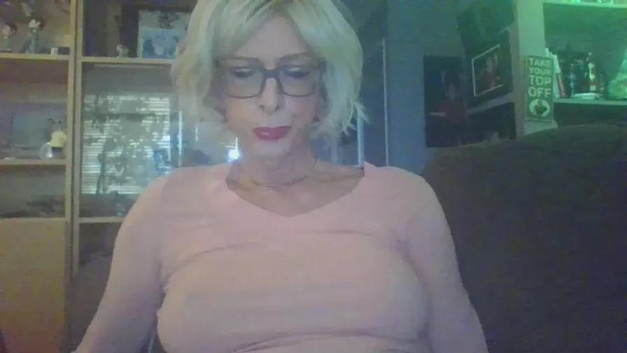 chickinrock on Cam4 
