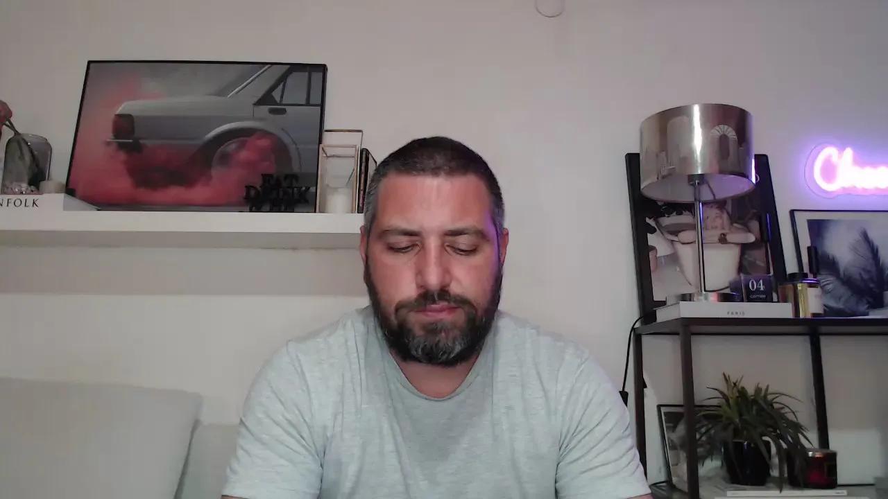 ColdRevengee on Cam4 
