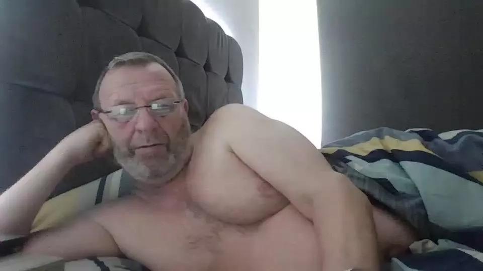 curvycock67 on Cam4 