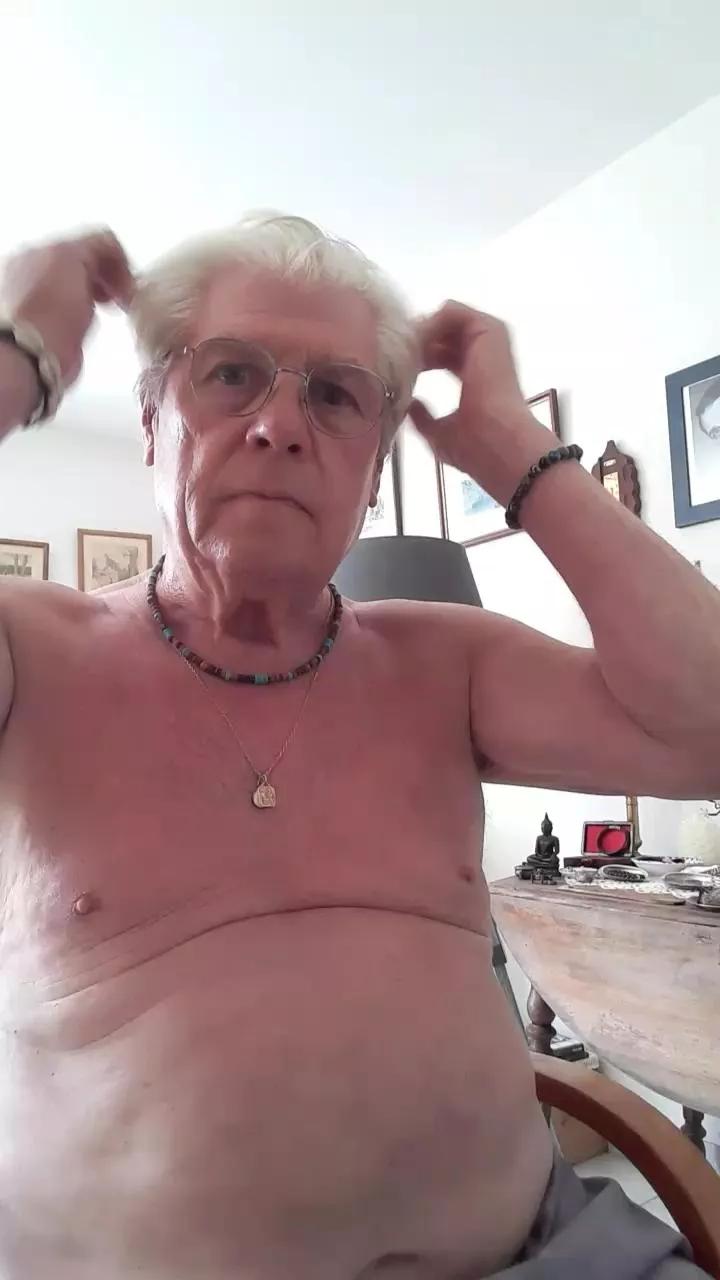 Didou7649 on Cam4 