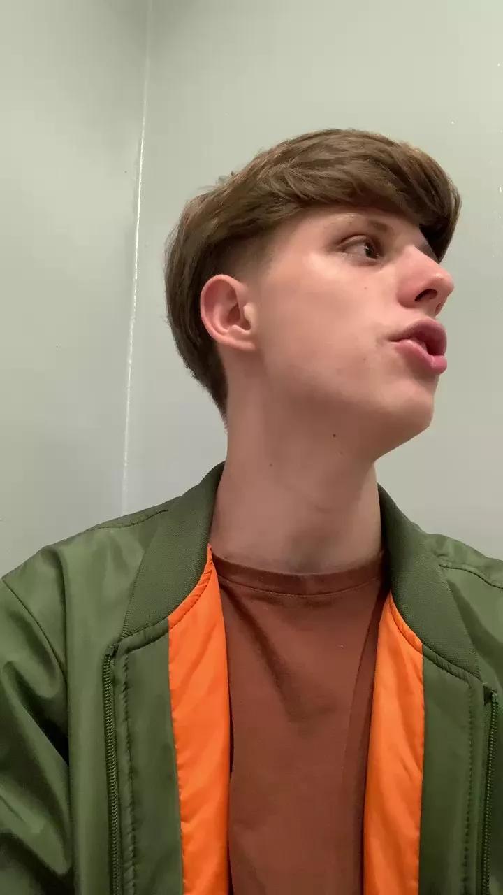 DiegoLoirin on Cam4 