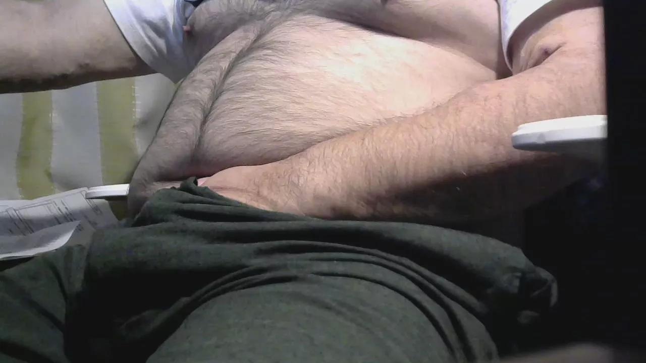 fluffbearr on Cam4 