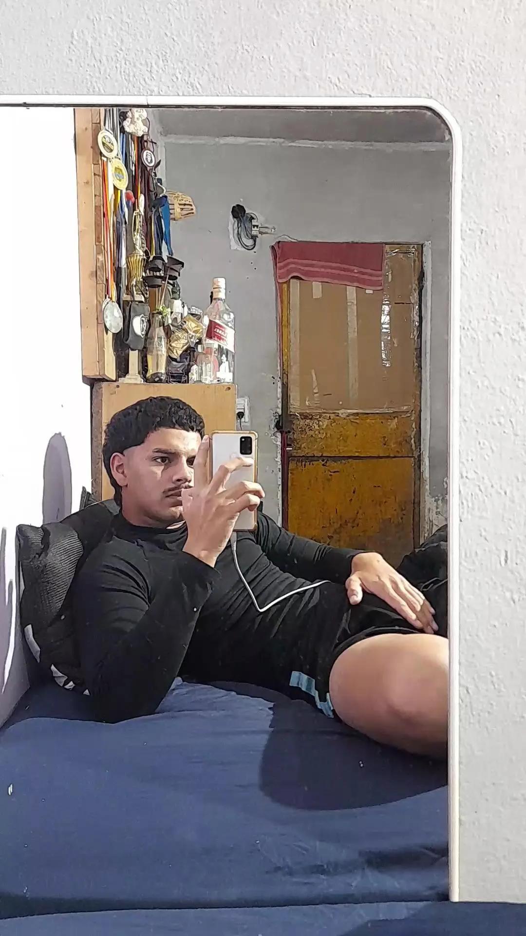 garbeilsrnxxx on Cam4 