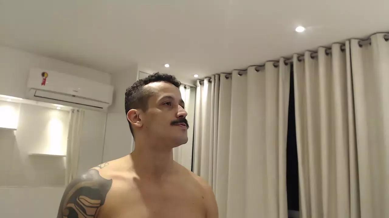GATOXXLBR on Cam4 