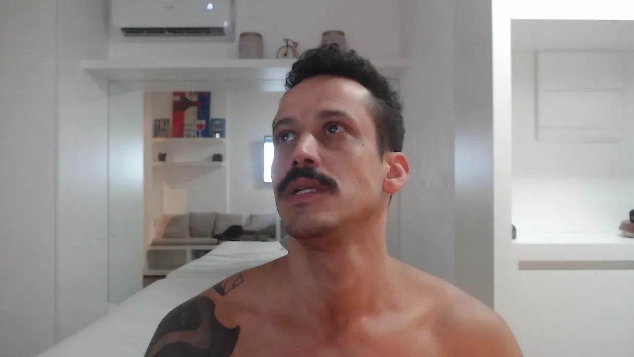 GATOXXLBR on Cam4 