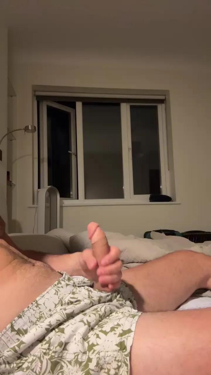GCreturns on Cam4 