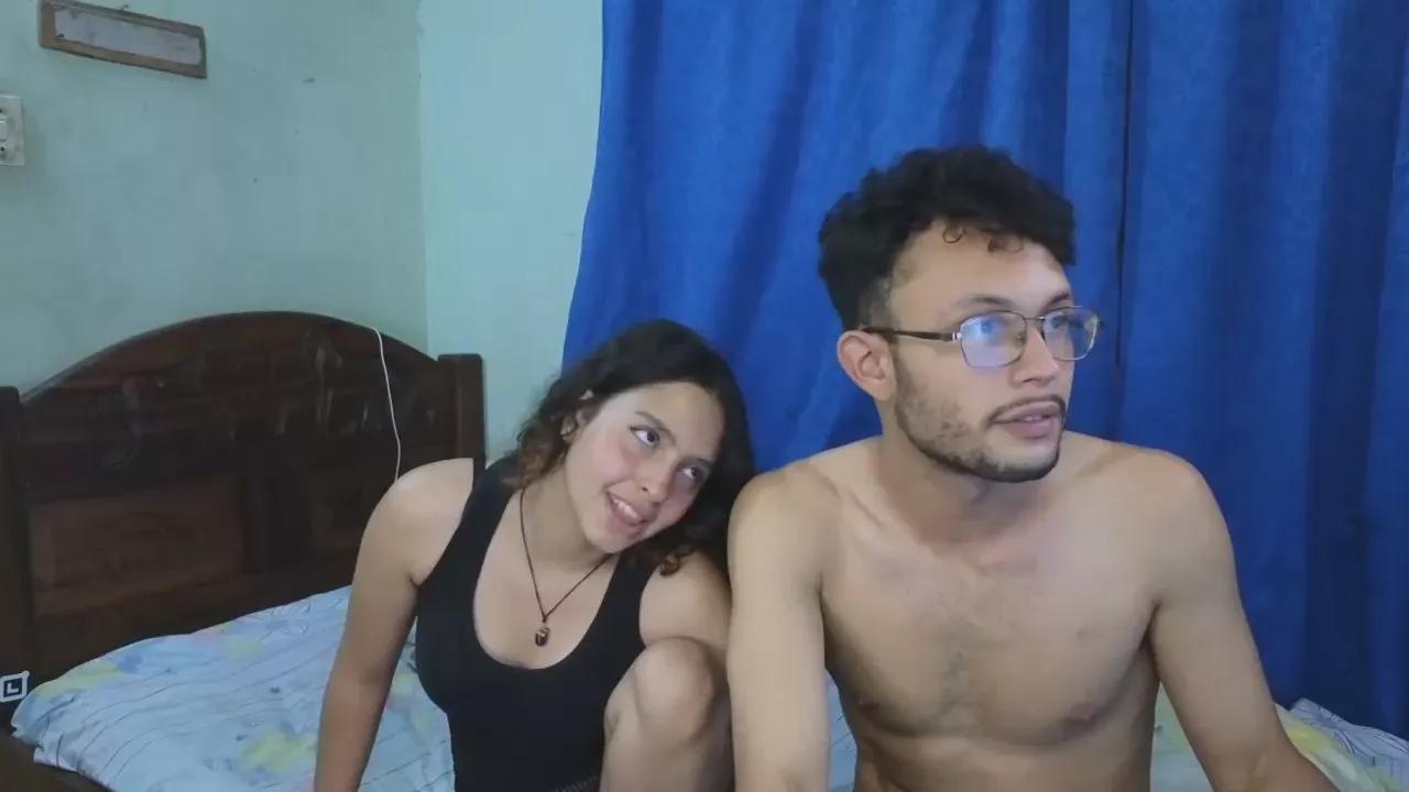 HentaiAndwonder on Cam4 