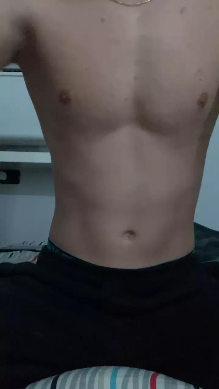 italocaliente on Cam4 