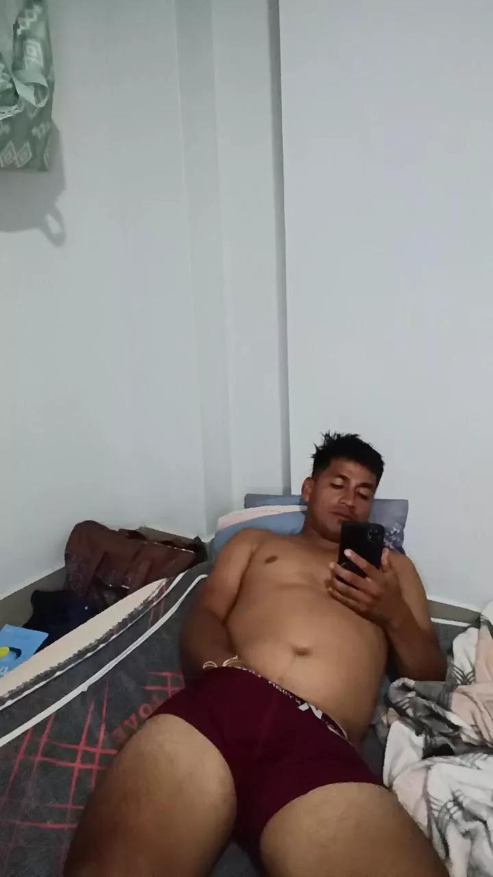 Jugento on Cam4 