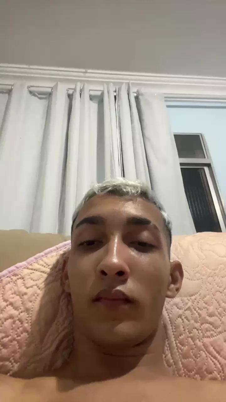 Luizfernandobbz on Cam4 