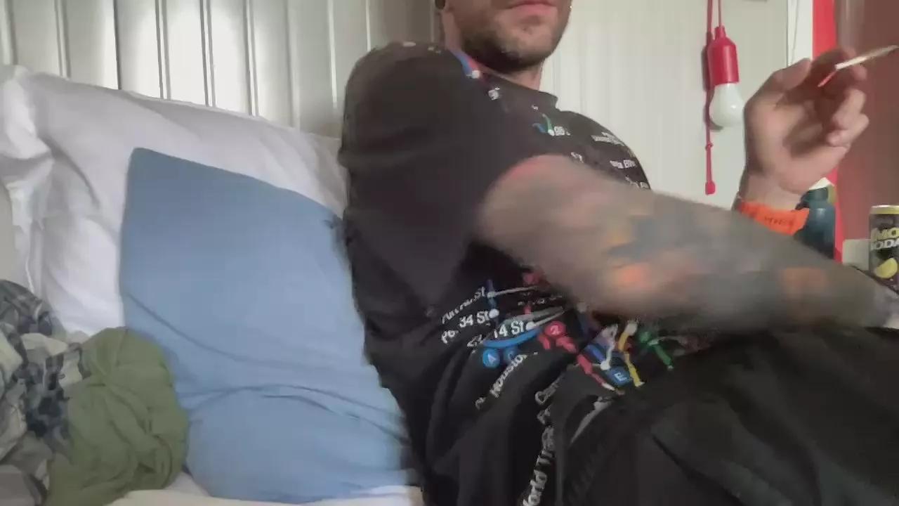 mariojordan1 on Cam4 