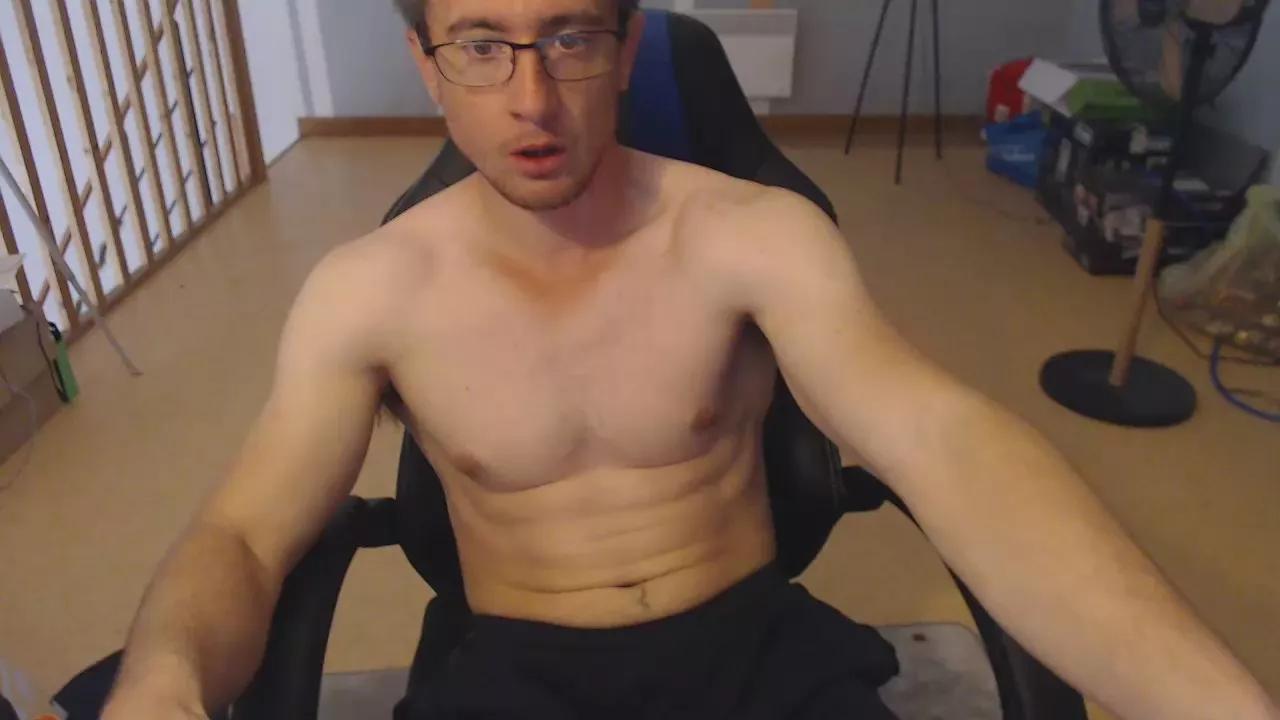 minothor on Cam4 