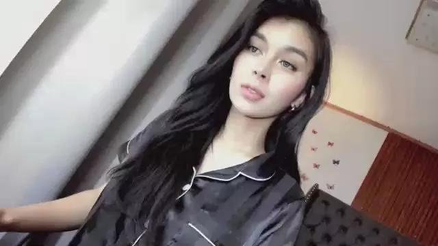 mjprettyxx on Cam4 