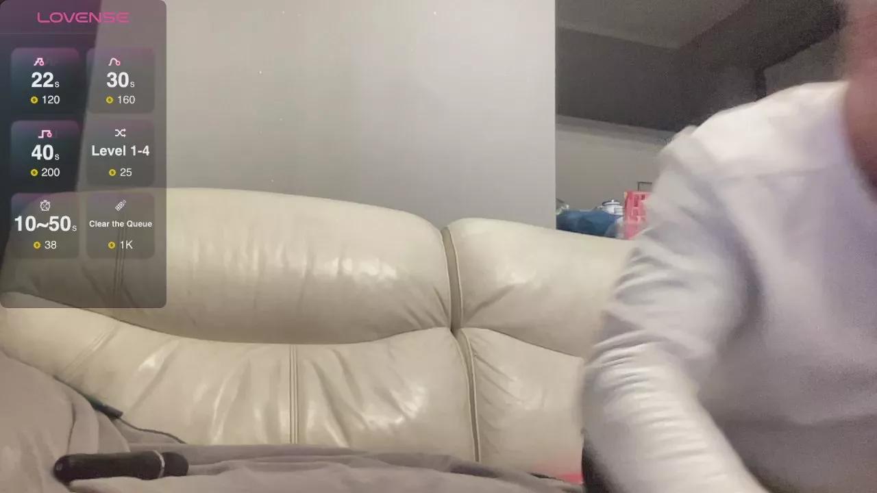 Monia_Axl_hot on Cam4 