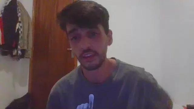 Pablox218 on Cam4 