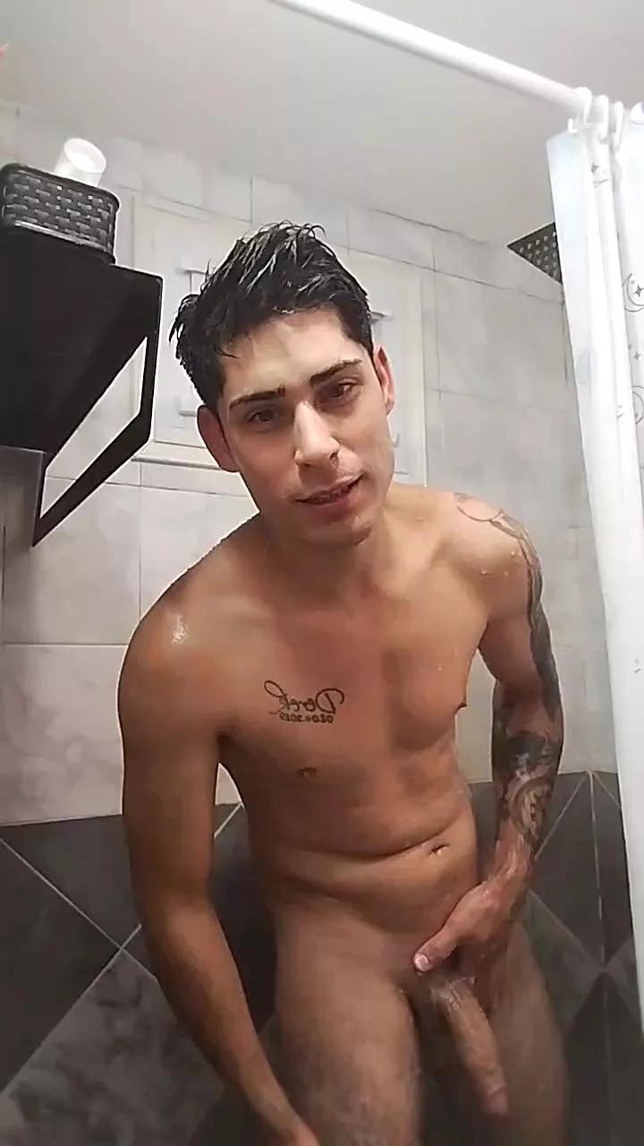 Pabloxx24 on Cam4 