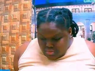 ebonyhotbuns on CamSoda 