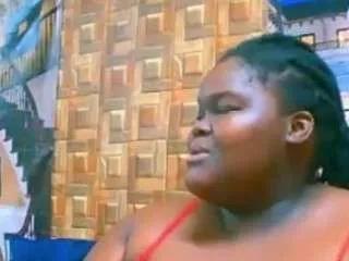 ebonyhotbuns on CamSoda 