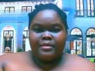 ebonyhotbuns on CamSoda 