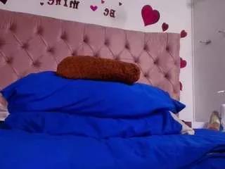kim-bella on CamSoda 