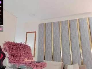 kingberly-love on CamSoda 