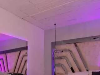 madissonabondax on CamSoda 