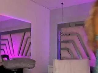 madissonabondax on CamSoda 