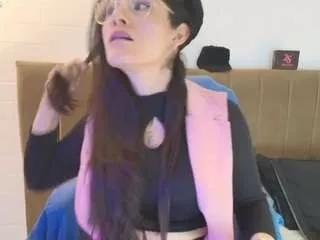 rapunzelll on CamSoda 