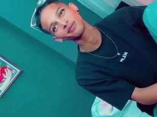 sexy-isabella on CamSoda 