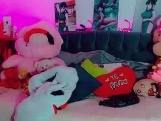 sexy-isabella on CamSoda 