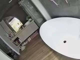 voyeurcam-casa-salsa-bathtub-pov on CamSoda 