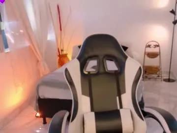 anabelwolf — GOAL: SHOW TITS + PLAY NIPPLES [50 tokens remaining] Make me feel horny! #feet #daddysgirl #skinny #teen #natural