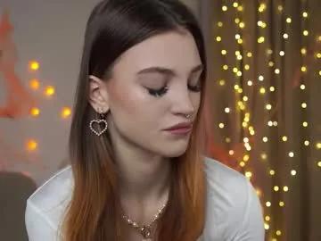 beckymadsons —  Let's reach 80000+ TODAY! I'm a #teen #18, #new #shy here, but already the best #bigass on CB  - Goal: Air KIss  [15 tokens left]