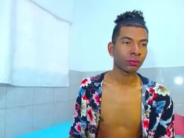 dharwinth_25's avatar