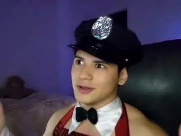 lilhotnando — GOAL: SPANK ASS [149 tokens remaining] Welcome to my room! #ass #muscle #boy #naked #talk #bodyoil #18 #latino