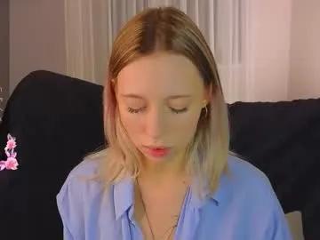 lunariabliss — GOAL:  turn and show panties  Hello everyone, I'm Kelly! I'm a #teen, and I love play with #lovense. I'm #18 years old, and I have #bigboobs and a #skinny body. [54 tokens remaining]