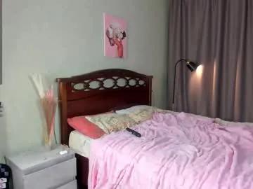 miashawty — GOAL: Air Kiss [19 tokens remaining] Hi<3 I'm Mia =) Let's get party started<< #teen #blonde #new #bigtits #18