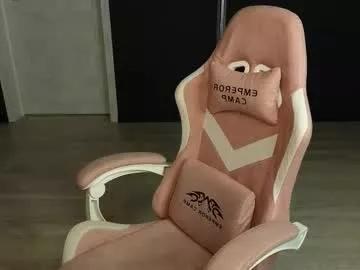 millaholt on Chaturbate 