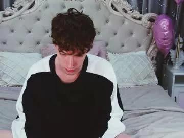 trevorbenson on Chaturbate 