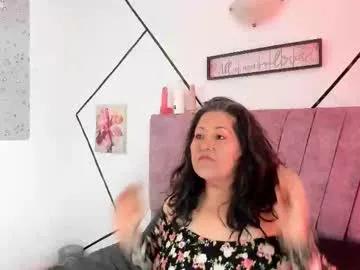 victoriaa_anderson_ — GOAL: Cameltoe [55 tokens remaining] Welcome to my room! #mature #bigboobs #new #mistress #smoke