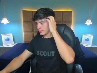 alejandro_lombardo on Flirt4Free 