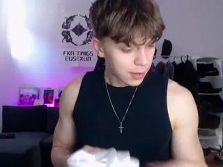 drake_kidman on Flirt4Free 