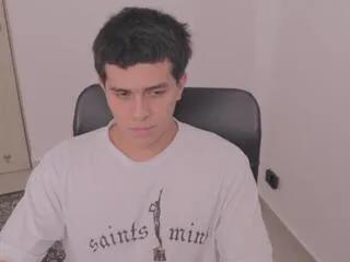 tony_hoffa on Flirt4Free 